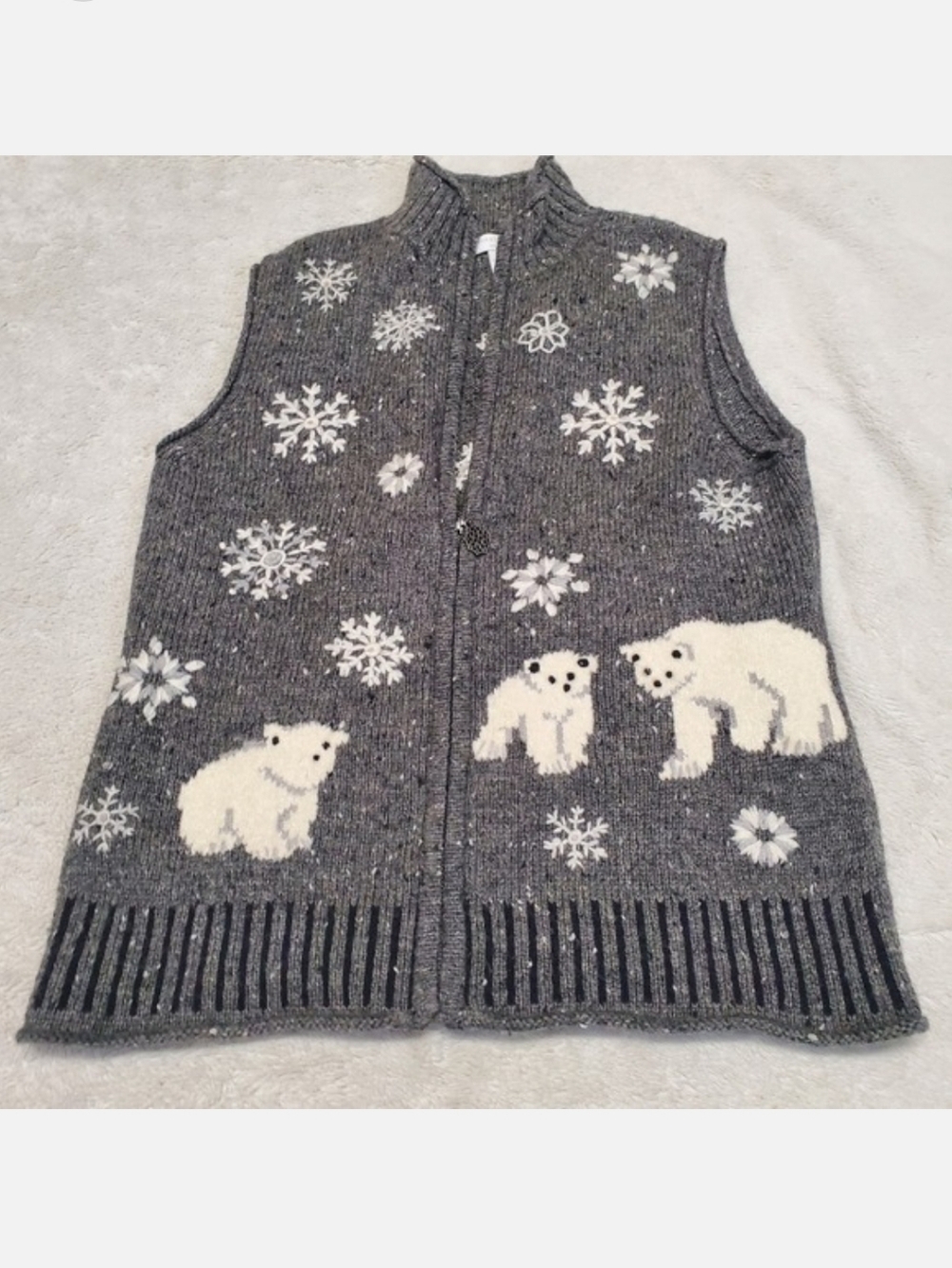Gray Wool White Bear Embroidered Snowflake Sleeveless Zip Vest Petite‎ Small